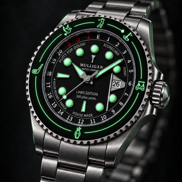 Links Edition Blackout with the dial glowing in the dark